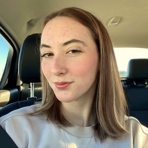 Meet your Posher, Ellie